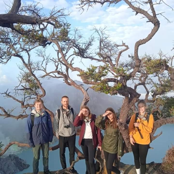 Javalindra Homestay Tour And Travel Banyuwangi  Buitenkant foto